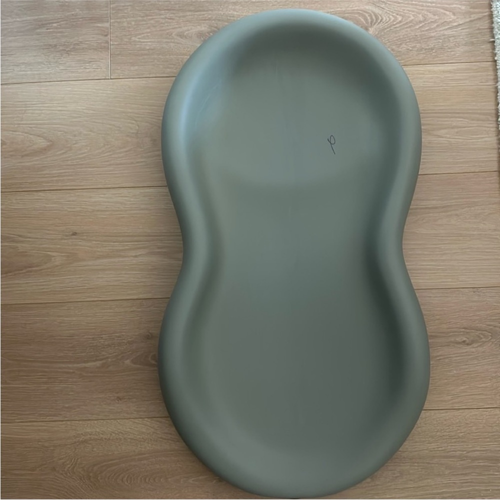Peanut changing pad